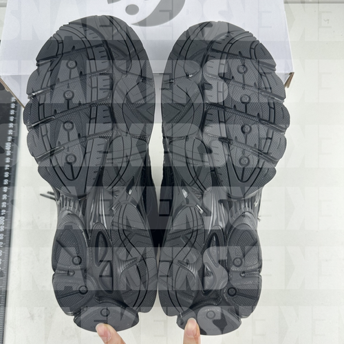 FREE Shipping - Sauc0ny OMNI 9 (Black) 𝐬𝐧𝐚𝐞𝐤𝐞𝐫𝐬