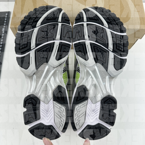 FREE Shipping - Asics Gel-Kayano 14 (Dark Grey) 𝐬𝐧𝐚𝐞𝐤𝐞𝐫𝐬