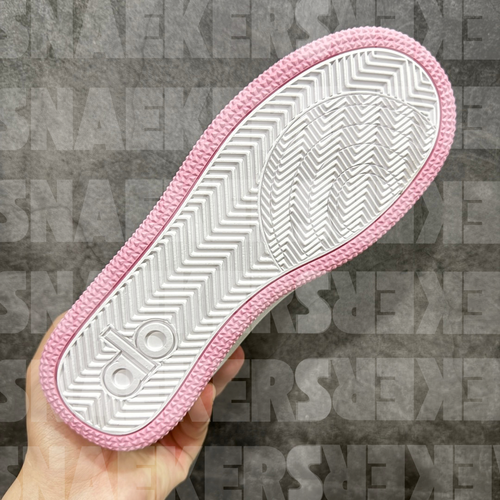 FREE Shipping - AIo (Pink White) 𝐬𝐧𝐚𝐞𝐤𝐞𝐫𝐬