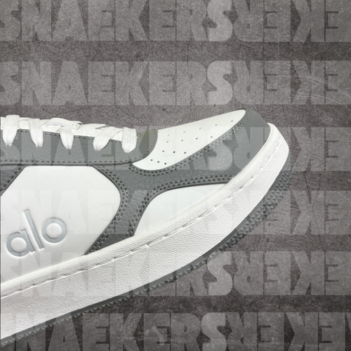 FREE Shipping - AIo (Grey White) 𝐬𝐧𝐚𝐞𝐤𝐞𝐫𝐬